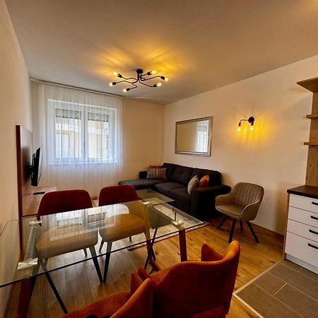 Vh9 Apartments Budapest Luaran gambar