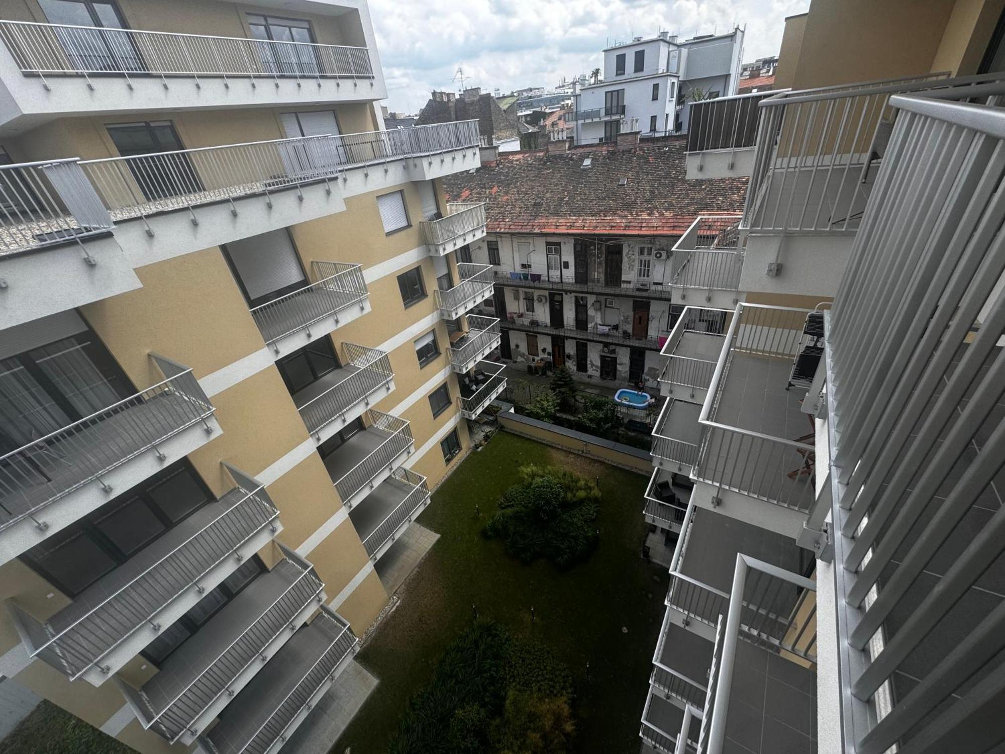 Vh9 Apartments Budapest Luaran gambar